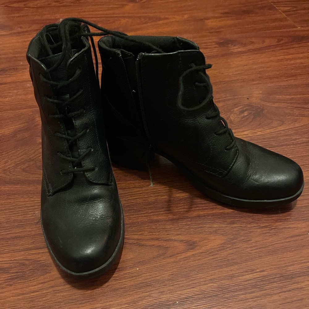 Clarks leather ankle boots